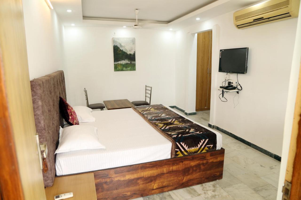 Shanti Residency Nuova Delhi Esterno foto