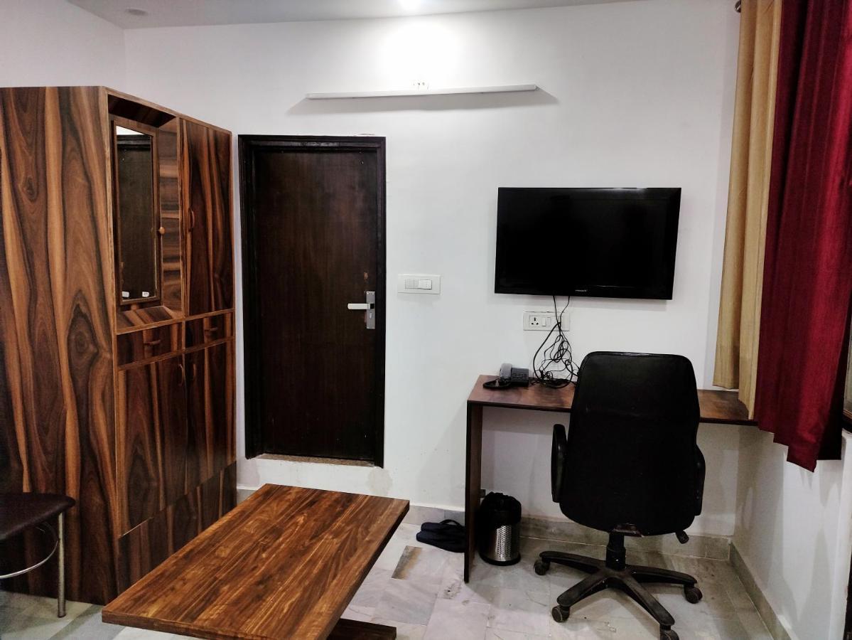 Shanti Residency Nuova Delhi Esterno foto