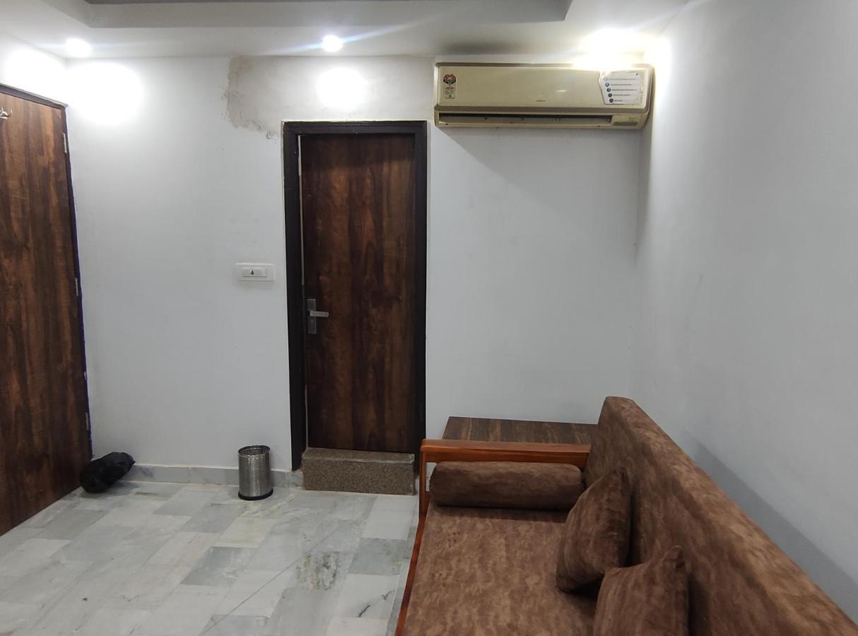 Shanti Residency Nuova Delhi Esterno foto